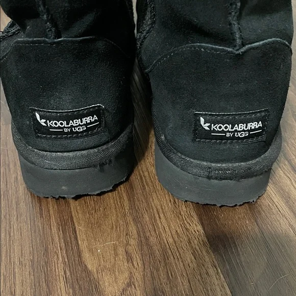 Kookaburra by UGG Women’s Koola Short Black Suede Fashion Boot Size 9 - Picture 3 of 8
